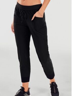 Fabletics Sleek Knit Drawstring Pants
Sz Small Athletic Athleisure Joggers Yoga